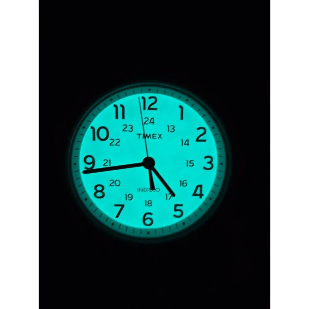 Timex Weekender Dots Womens 38mm Indiglo Blue Polka Dot Quartz Watch New Battery